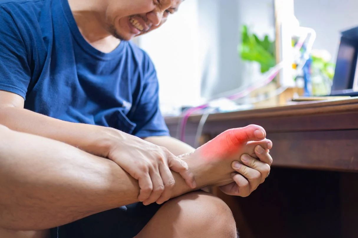 草皮趾导致的大脚趾疼痛